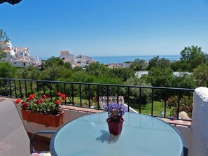 Dining - La Perla - South Facing, Sun Morning to Evening (Nerja)