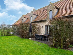 Villa | Exterior - Apartment on Belgium's Stunning Coastline (Diksmuide)