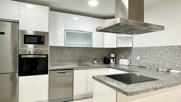 Villa | Private kitchen | Toaster