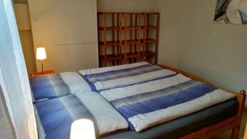 House | 1 bedroom, individually furnished, iron/ironing board