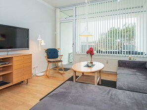 Living area - 4 Person Holiday Home on Holiday Park in Glesborg (Glesborg)