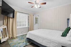 3 多间卧室、熨斗/熨衣板、WiFi、床单