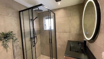 Ferienhaus | Badezimmer | Badewanne