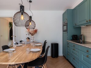 House | Private kitchen - Holiday Home in Zelhem With Forest and Hot Tub (Zelhem)