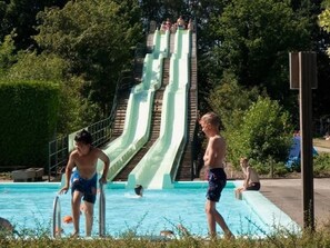 House | Pool | Outdoor pool - Holiday Home in Zelhem With Forest and Hot Tub (Zelhem)