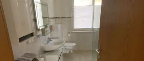 House | Bathroom