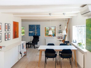 House | Dining - 6 Person Holiday Home in Ringkobing (Ringkobing)