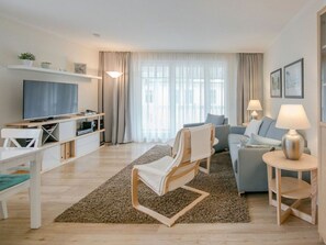 Living area - Comfort Flat With 1 Bedroom and Terrace 102 (Binz)