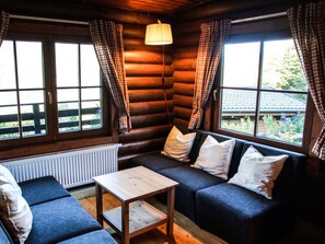 Living area - Grand Wastl Comfortable Holiday Residence (Woergl)