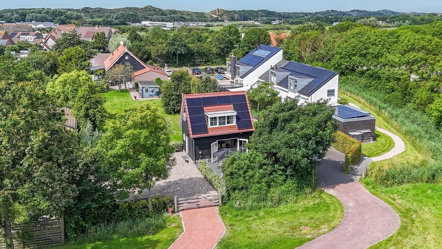 Detached Retreat in Zoutelande Near Beaches