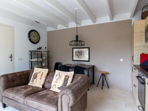 Apartment | Living area