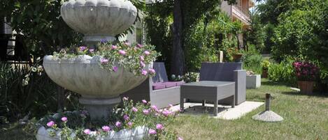 Apartment | Garden