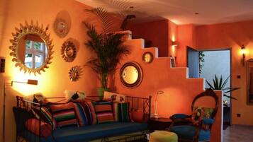 Apartment | Living area