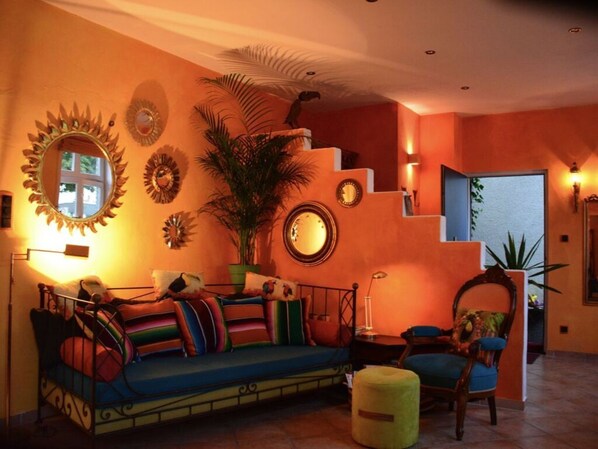 Living area - Holiday Apartment Anderewelt-bochum (Bochum)