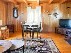 House | Dining - 7 Person Holiday Home in Tjorn-by Traum (Myggenäs)