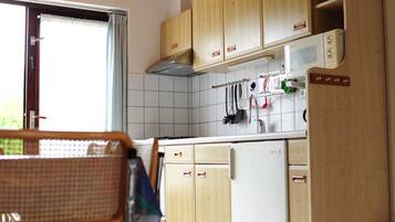 House | Private kitchen | Electric kettle, toaster