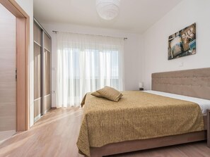 Villa | 4 bedrooms, individually furnished, bed sheets