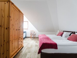 Casa | 3 dormitorios, mobiliario individual, tabla de planchar con plancha