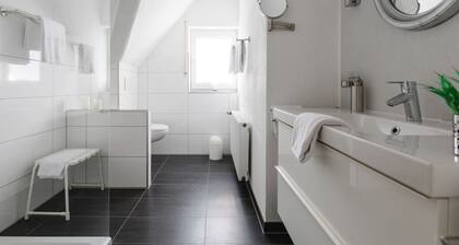 Am Wald Modern Retreat