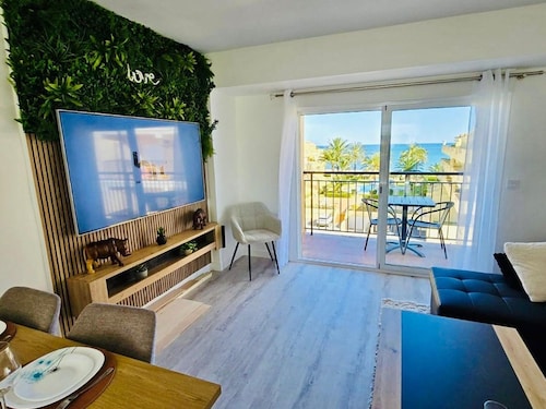 Beautiful Apartment in Denia With sea Views