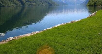 Ulvik - Sea Cabins Comfortable Holiday Residence