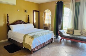 1 soverom, strykejern/-brett, wi-fi (inkludert) og sengetøy