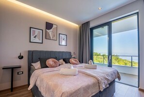 Huvila | 4 makuuhuonetta, yksilöllisesti kalustettu, silitysrauta/-lauta