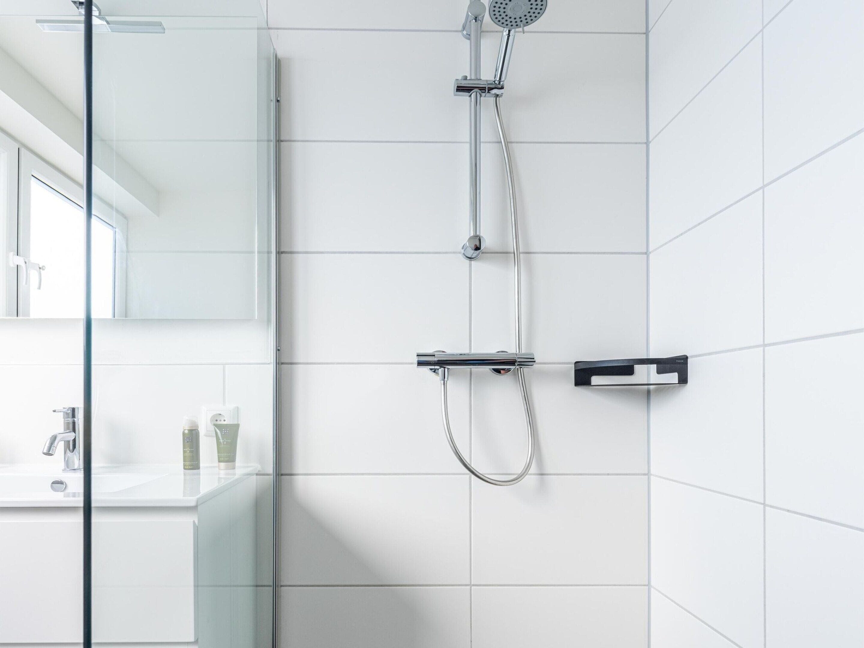 House | Bathroom