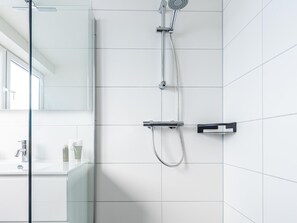 House | Bathroom