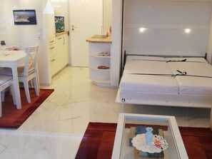 House | Iron/ironing board - Vakantieappartement Isolde Hoogzwarte Woud (Neuenburg am Rhein)