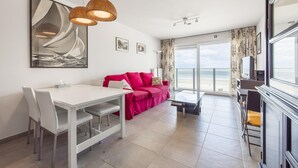 Apartment | Living room - Beautiful Apartment on the sea Wall (Blankenberge)