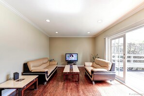 Téléviseur connecté, foyer, imprimante