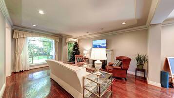 Smart TV, fireplace, printers