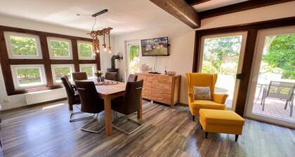 Beach Hut Modern Retreat