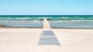 Beach - 8 Person Holiday Home in Glesborg (Glesborg)