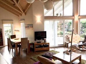 House | Dining