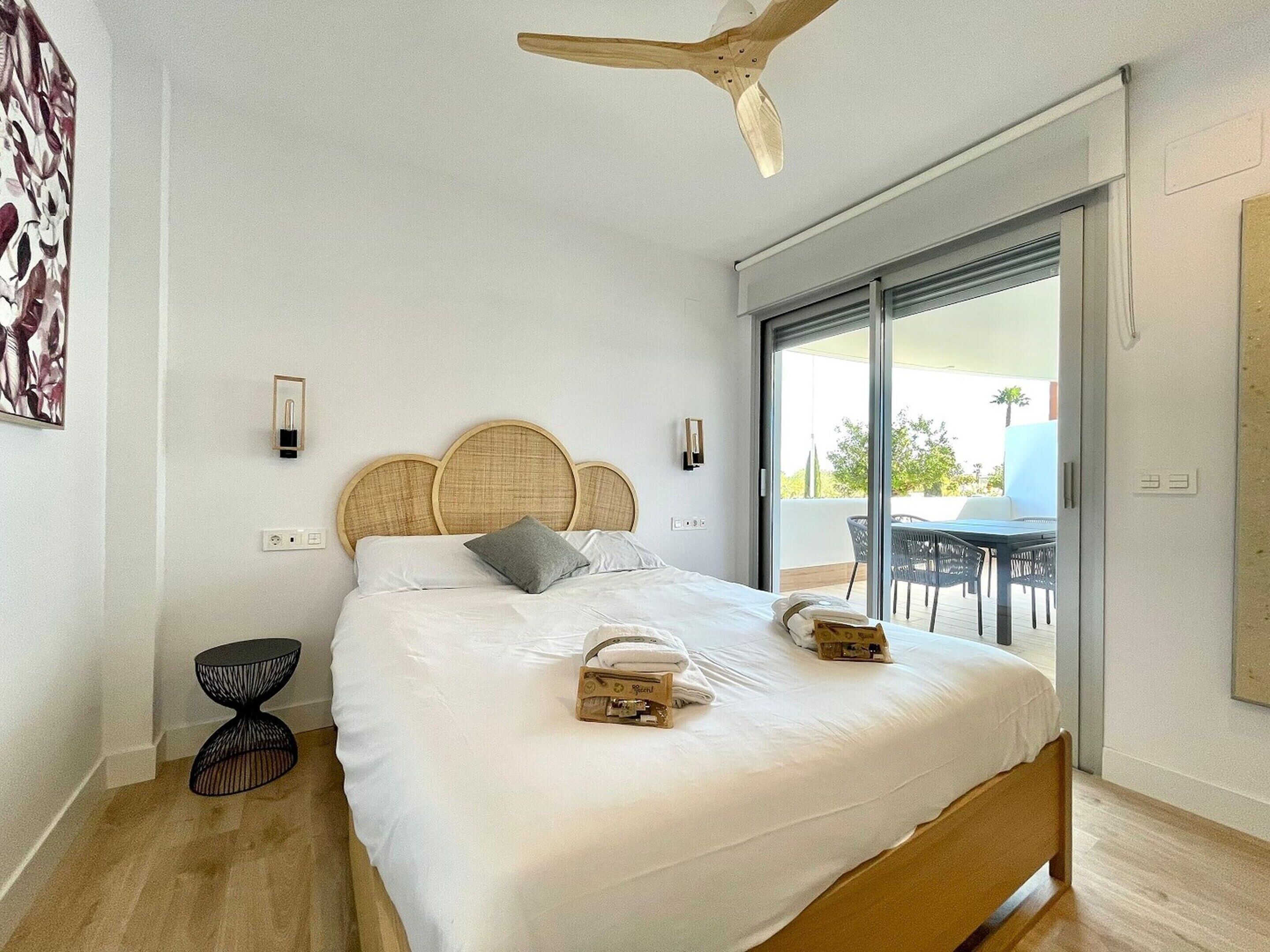 Apartment | 2 bedrooms, individually furnished, bed sheets