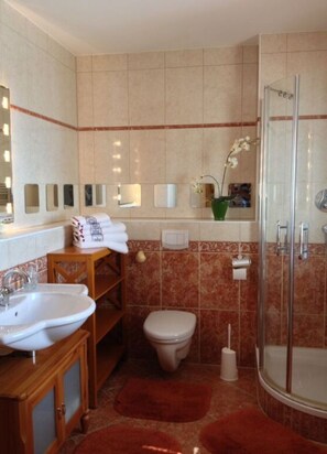 Bathroom - 55, Apartment House "bel-vital" (Binz)