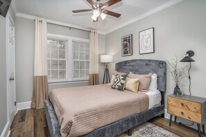 3 bedrooms, iron/ironing board, WiFi, bed sheets - Wonderful - City Centered Private NEW Home (Rocky Mount)