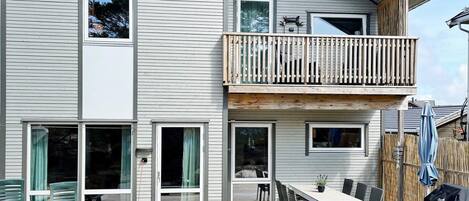 House | Outdoor dining