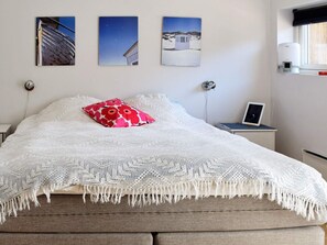 House | 4 bedrooms, individually furnished