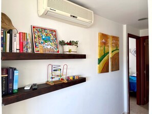 Apartment | Dining
