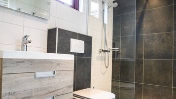 House | Bathroom