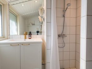 Bathroom - 4 Person Holiday Home in Fano (Fano)