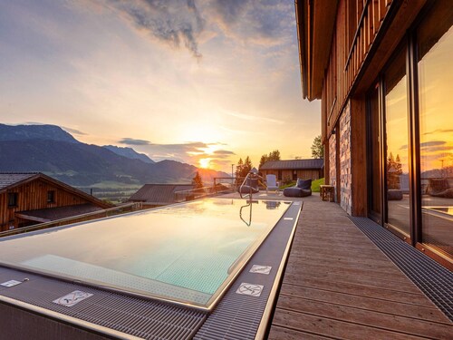 Spacious Apartment With Sauna