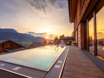 Spacious Apartment With Sauna