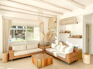 Living area - Kalimera Comfortable Holiday Residence (Faistos)