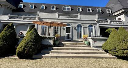 Chateau Herb ~ Miranda Carriage House Apt