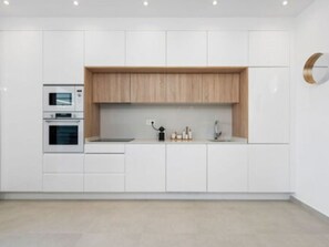 Villa | Private kitchen | Electric kettle - Villa in Rojales With Pool Near Coast (Rojales)