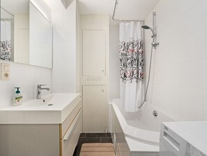 Apartment | Badezimmer